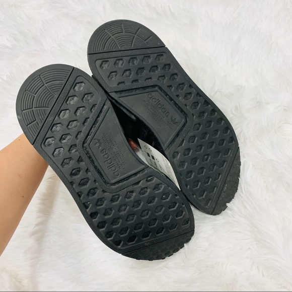 Adidas NMD R1 Core Black - Picture 6 of 7